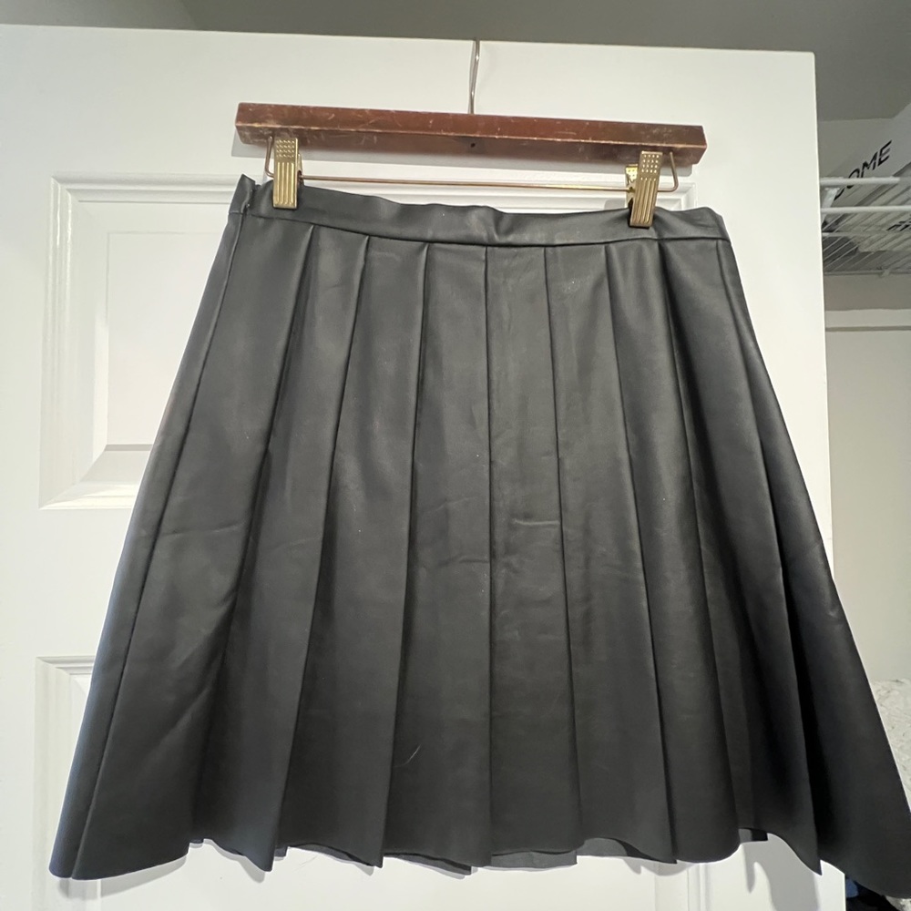 Oasis Pleather Pleated Skirt